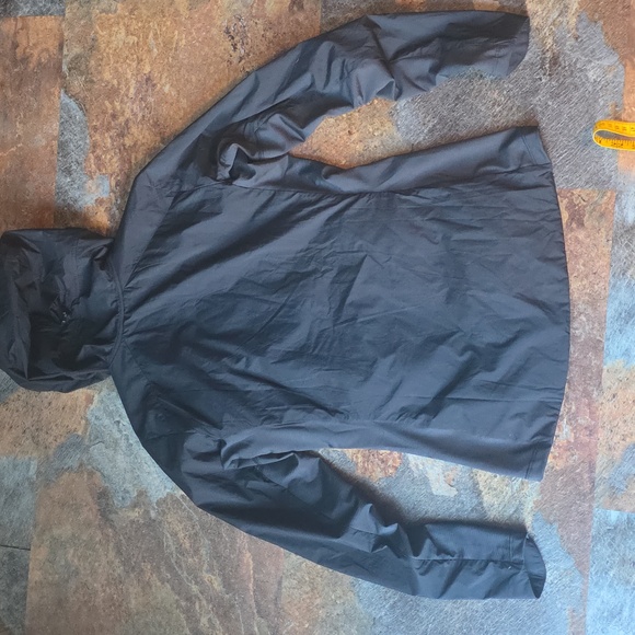 Arcteryx Atom Lightweight Hoody XS Black - Picture 8 of 8